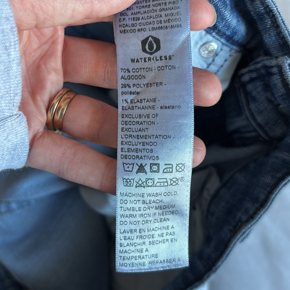 LEVI STRAUSS MID-RISE STRAIGHT LEG BLUE JEANS SIZE 12 - Picture 6 of 7